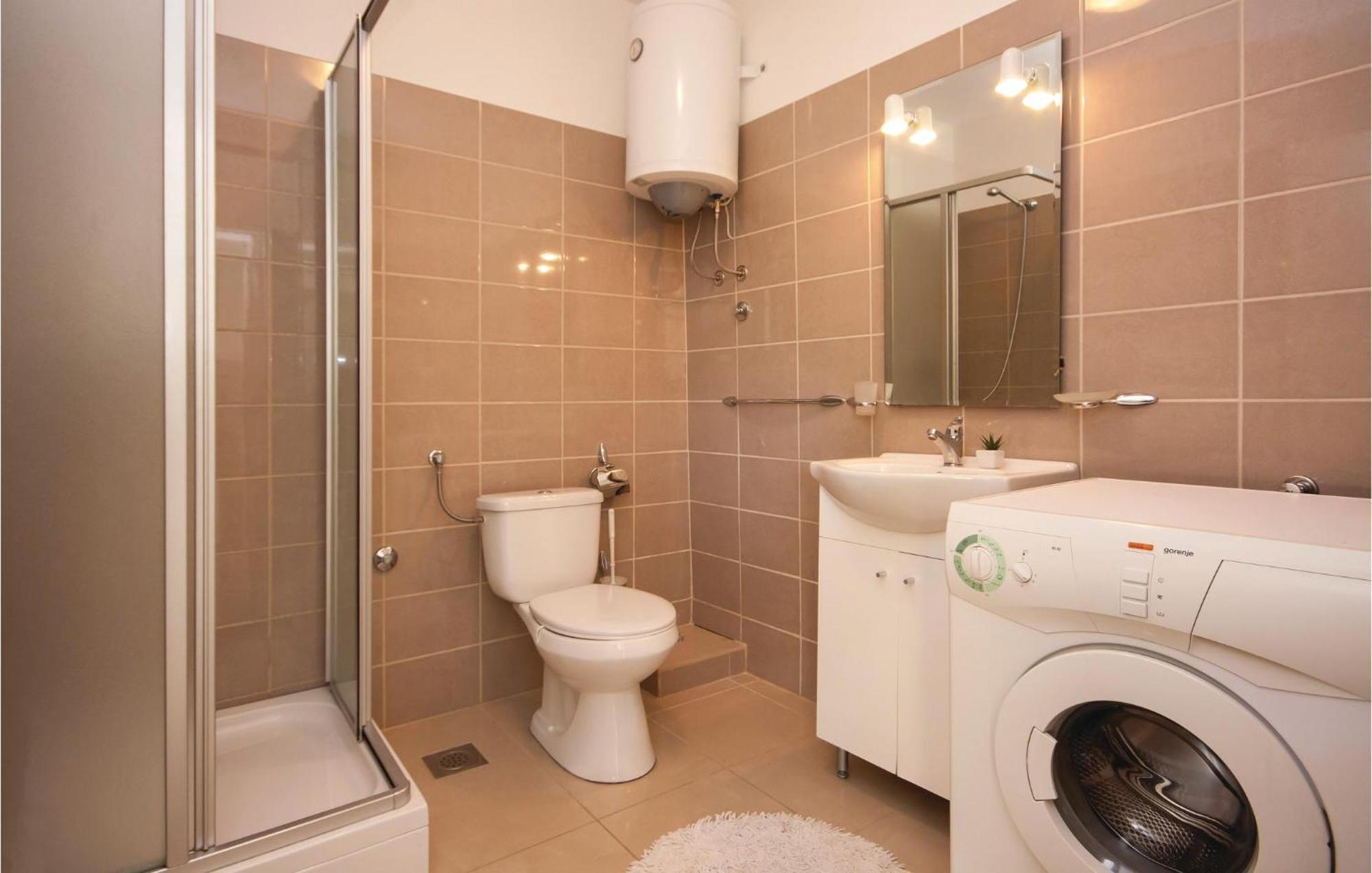 Nice Apartment In Raslina With House Sea View Extérieur photo